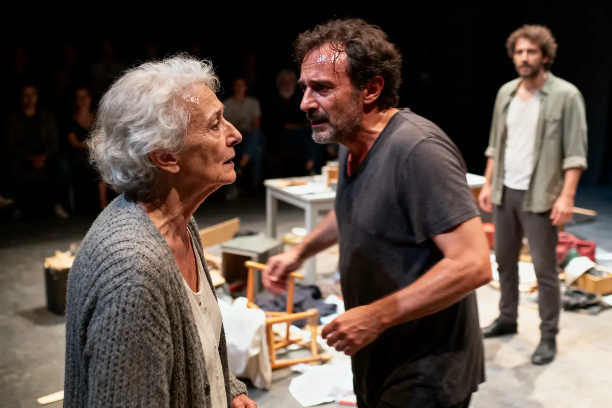 Oublie-moi au Théâtre : Une comédie dramatique incontournable !