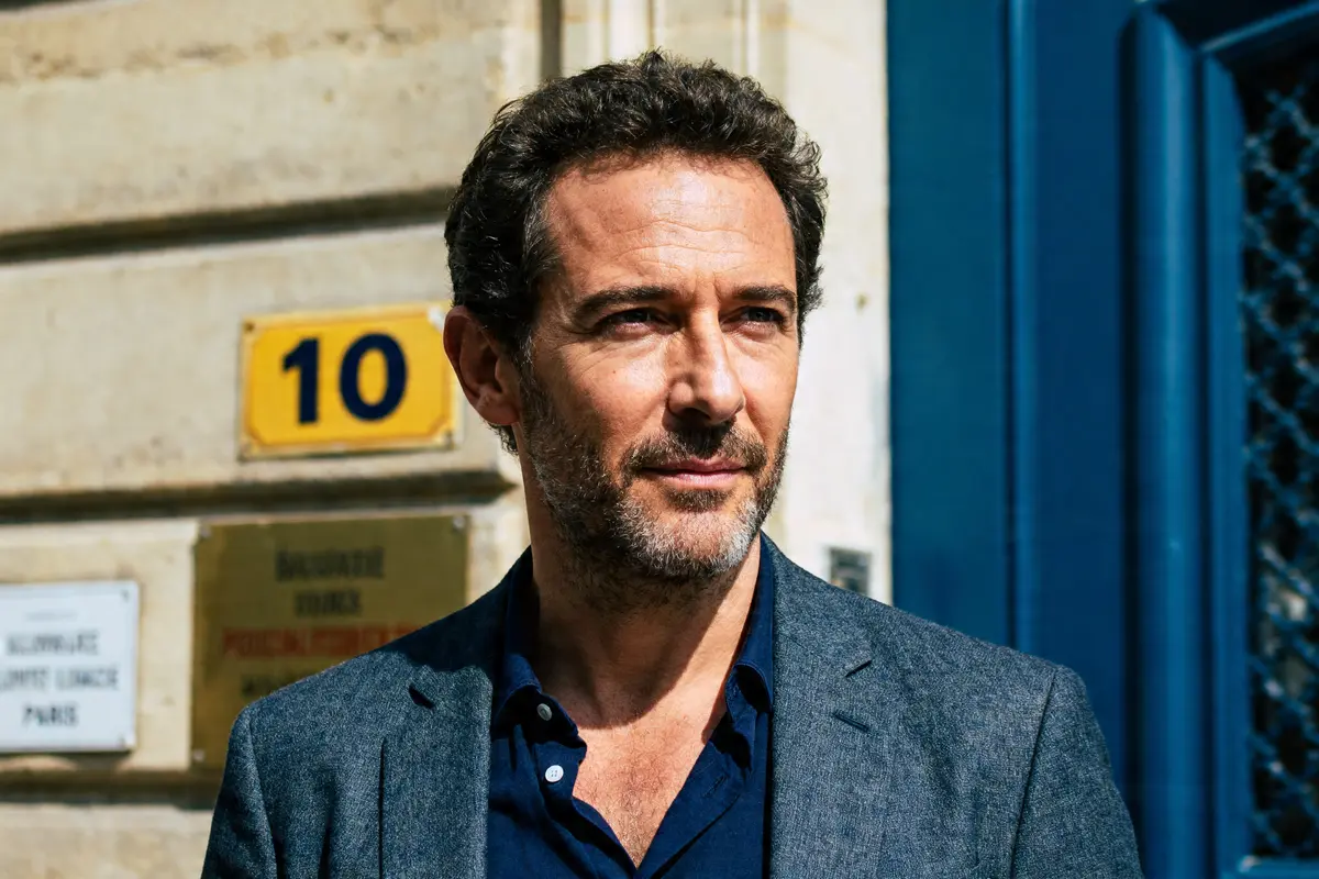 Jean-Toussaint Bernard : biographie, films &amp; photos incontournables