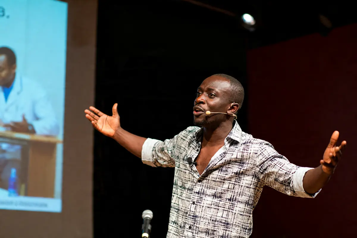 Date de première consultation d’Issa Doumbia : Tout savoir sur son spectacle